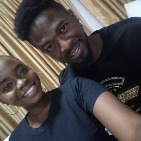 The Talk With Lola And Johnny Drille !!
