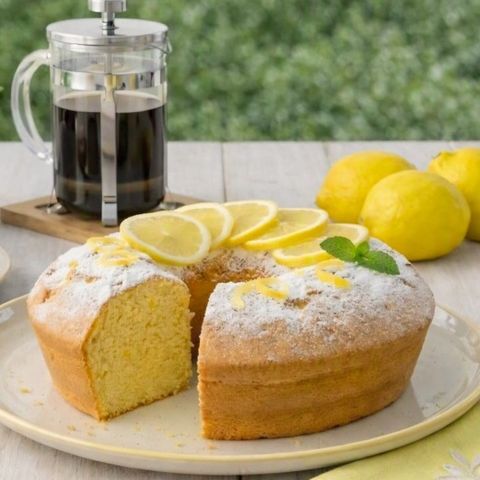 Ciambellone al limone e yogurt
