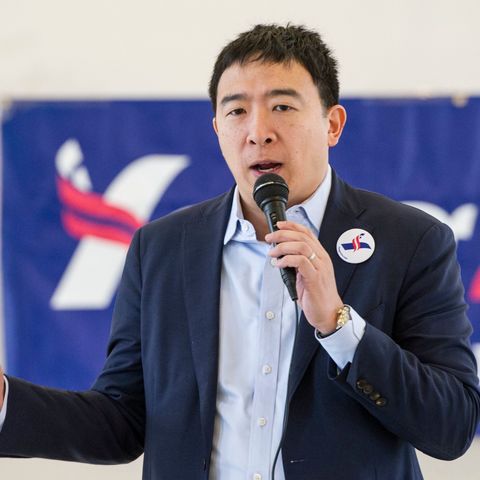 [Mr. Tian] Who is Andrew Yang, Explained under 3 Minutes
