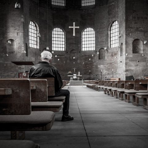 La Chiesa in emergenza e la fede online