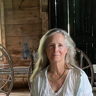 Actress and Author Jody Gelb stops by Conversations LIVE ~ @kelsonbooks @walkinglife #bookchat