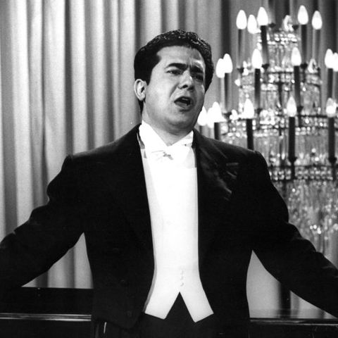 La Mattina all'Opera buongiorno con .. Giuseppe di Stefano