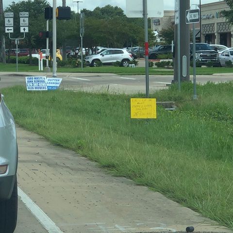 City of College Station brings back sign ordinance