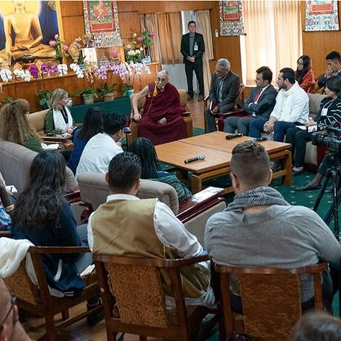 20191024 Dalai Lama con Costruttori di Pace