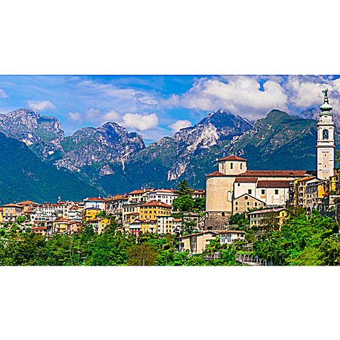 Belluno, le Dolomiti e i formaggi (Veneto)