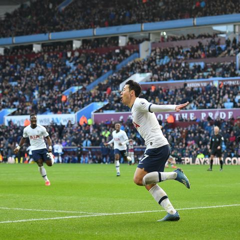 Spurs snatch late win, Arsenal end run of draws