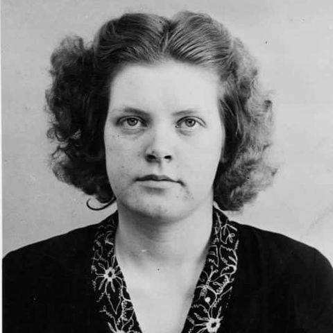 1/10 Grethe Bartram: Den dødsdømte stikker