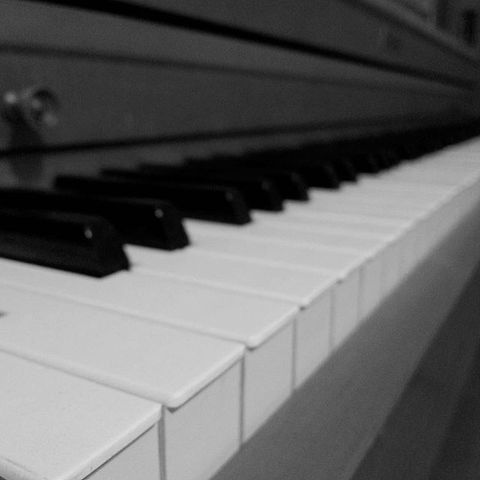 Piano Vibes