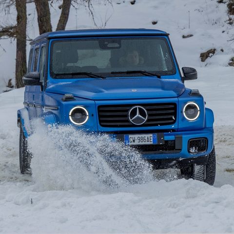 Mercedes-Benz SUV Winter Experience 2025: quando la classe non è acqua