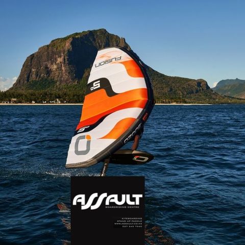 Kite Foiling