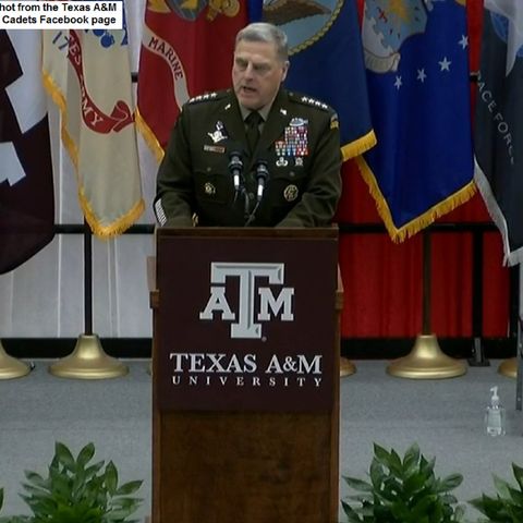 Chairman of the U.S. Joint Chiefs of Staff commissions Texas A&M Corps of Cadets members as military officers