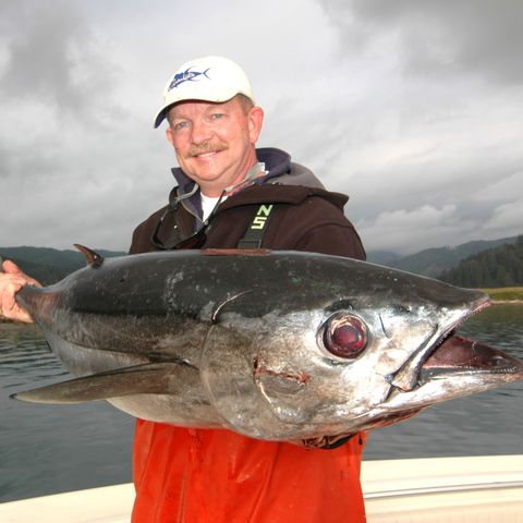 NWWC 8-5 Del Stephens' view on tuna + Joe Q. jigging up kings in South Sound