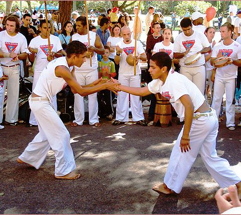 El círculo de capoeira, símbolo de la identidad de Brasil