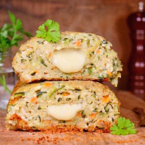 Polpettone di ricotta e zucchine: la ricetta saporita con cuore filante ...