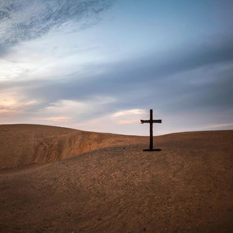 il deserto... per contemplare la croce