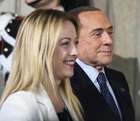 Una donna ha distrutto Berlusconi