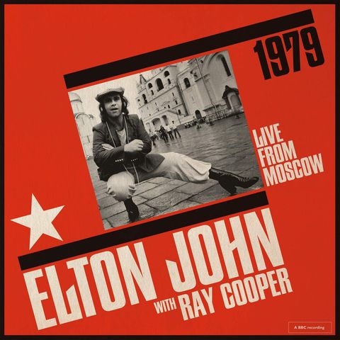 ELTON JOHN: esce di nuovo "Live from Moscow",  l'LP del concerto di 41 anni fa nella capitale dell'URSS. Ricordiamo una sua hit del 1979....