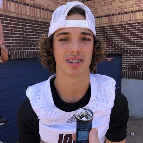 Iola WR/DB Teagan Creamer