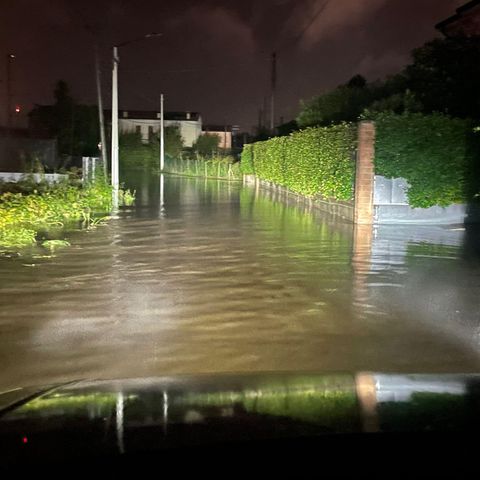 Notte di maltempo, allagamenti nel basso vicentino. A Vicenza Coc operativo