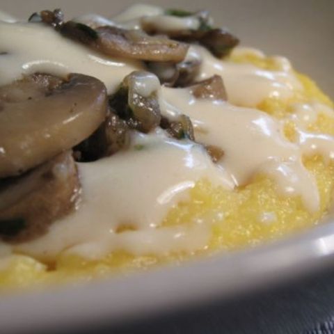 Polenta, funghi e formaggio fuso - Fogolare Veneto