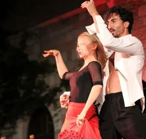 Peron: «Balliamo il tango per una donna che rivuole la sua femminilità»