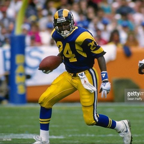 Former Chargers and Rams Running Back Buford McGee