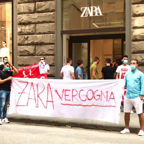 Zara, proteste dei lavoratori a Firenze: “E’ un licenziamento mascherato”