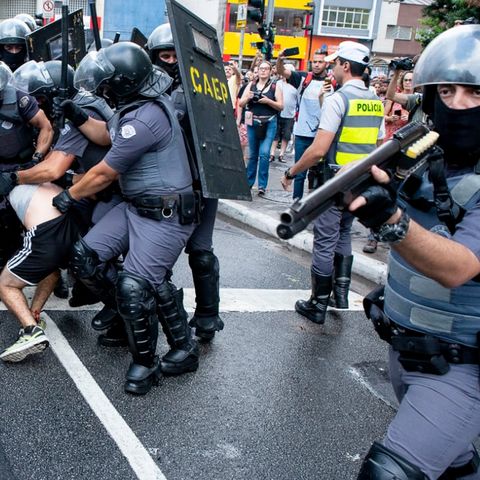 #13 - A repressão contra as manifestações populares no Brasil