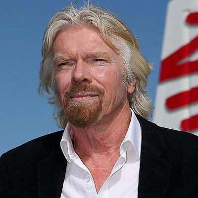 Virgin Galactic, la società di Richard Branson, si quoterà in Borsa entro l'anno