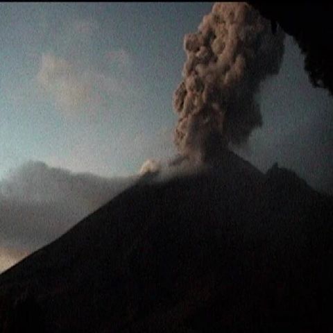 Autoridades alertan la caída de ceniza volcánica en el Estado de México