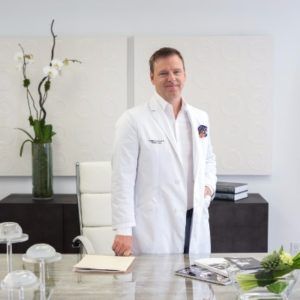 Dr. Phillip Craft, Board Certified Cosmetic Surgeon in Miami Talks About The Art Of Cosmetic Surgery Today