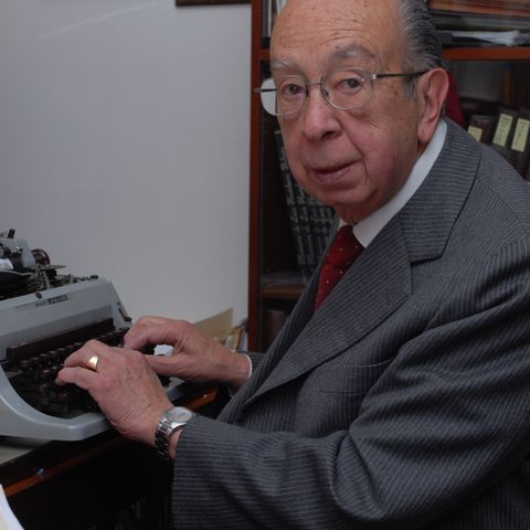 Entrevista Dr. Luis Ramiro Beltrán Salmón (tercera parte)