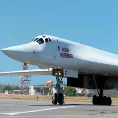 Dos aviones rusos llegaron a Venezuela
