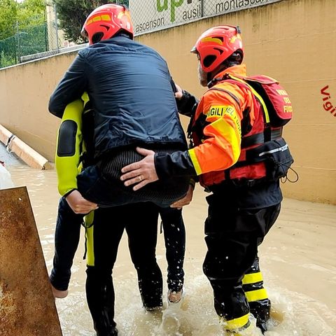 Allerta rossa per maltempo in Emilia Romagna. Evacuate oltre 27 mila persone