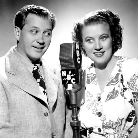 Fibber McGee and Molly - 1939-10-10 - Episode 217 - Rummage Sale Bazaar