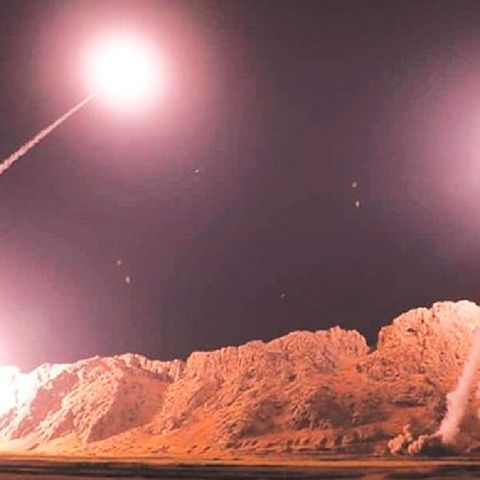 Al Menos Nueve Cohetes Impactaron En La Base Iraquí al Asad #EEUU #Irán