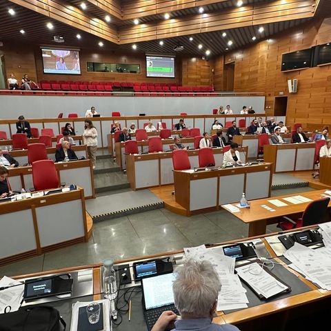 La maratona notturna in Assemblea per il referendum per l'autonomia