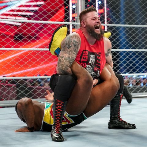 WWE Raw Review: Liv Morgan Has Career Night, KO Battles Big E in a Steel Cage & AJ & Omos About to Split?