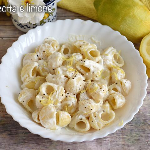 Pasta ricotta e limone