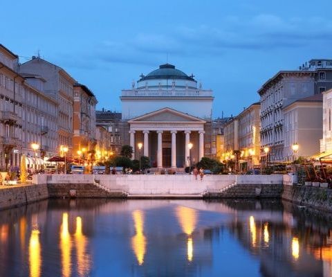 Noi siamo i Maestri del nostro cuore. Omaggio a Trieste!