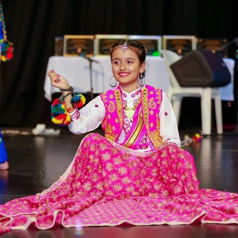 How Bollywood Dance Classes Benefits Your Children's Upbringing