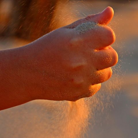 104. ESPRESSIONE: Chi troppo vuole, nulla stringe
