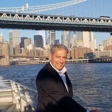 Larry Vecchio - Founder of Homesin Community