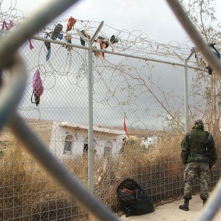 Blesa, inmigración... Antonio Ruiz: “Seguirán saltando la valla de Melilla, el hambre no entiende de fronteras" #LaCafeteraBlackStories