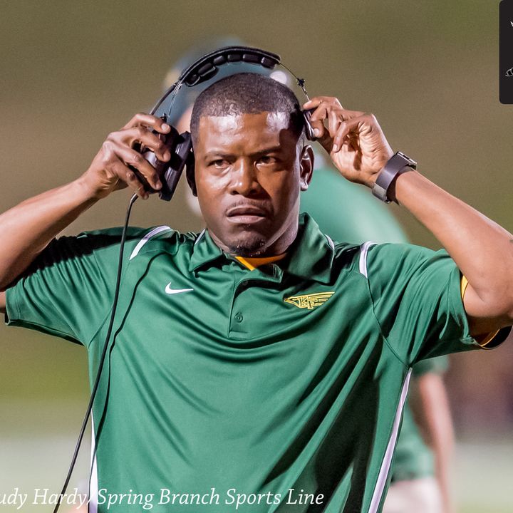 Coach Ajani Sanders of the Klein Forest Golden Eagles