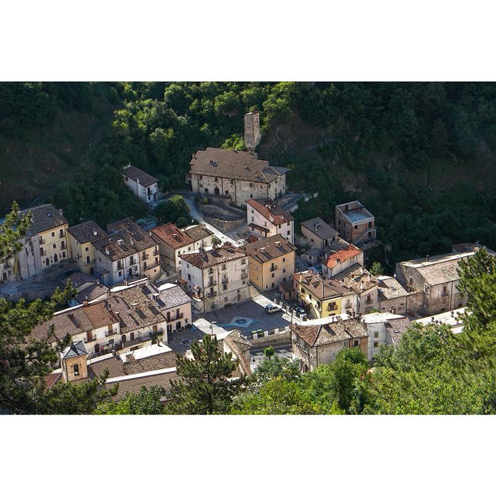 Rocca Pia il comune che porta il nome della figlia del re Vittorio Emanuele II (Abruzzo)