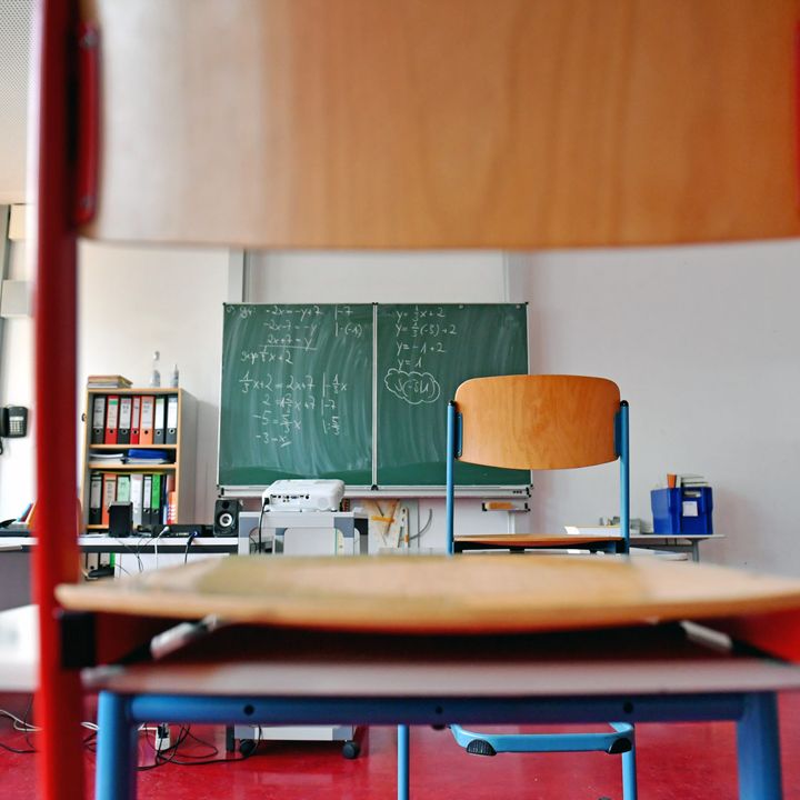 Close contact rules for pupils set to be relaxed from Monday