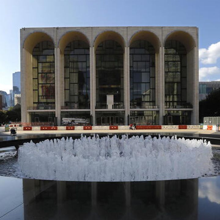 Il Met Opera di New York in bolletta attinge al capitale