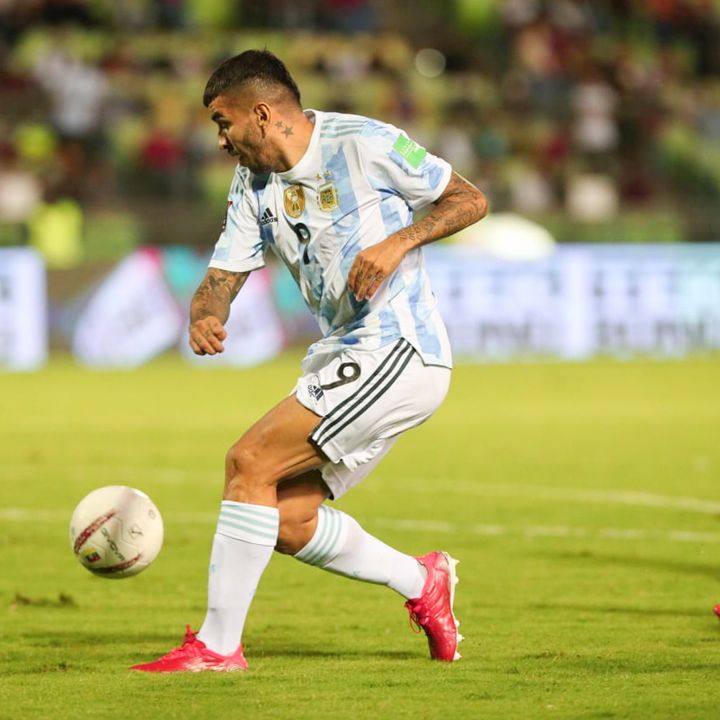 Gol de Argentina: Ángel Correa 0-2