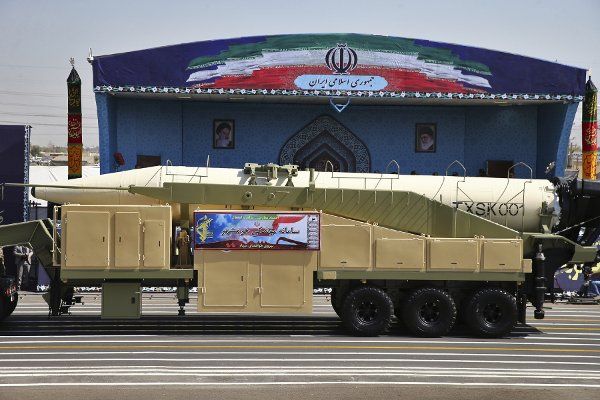 Iran Defies US Unveils Latest Missle